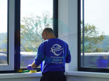Elan Glas- & Gebäudereinigung Bensheim - Glasreinigung / Fensterreinigung